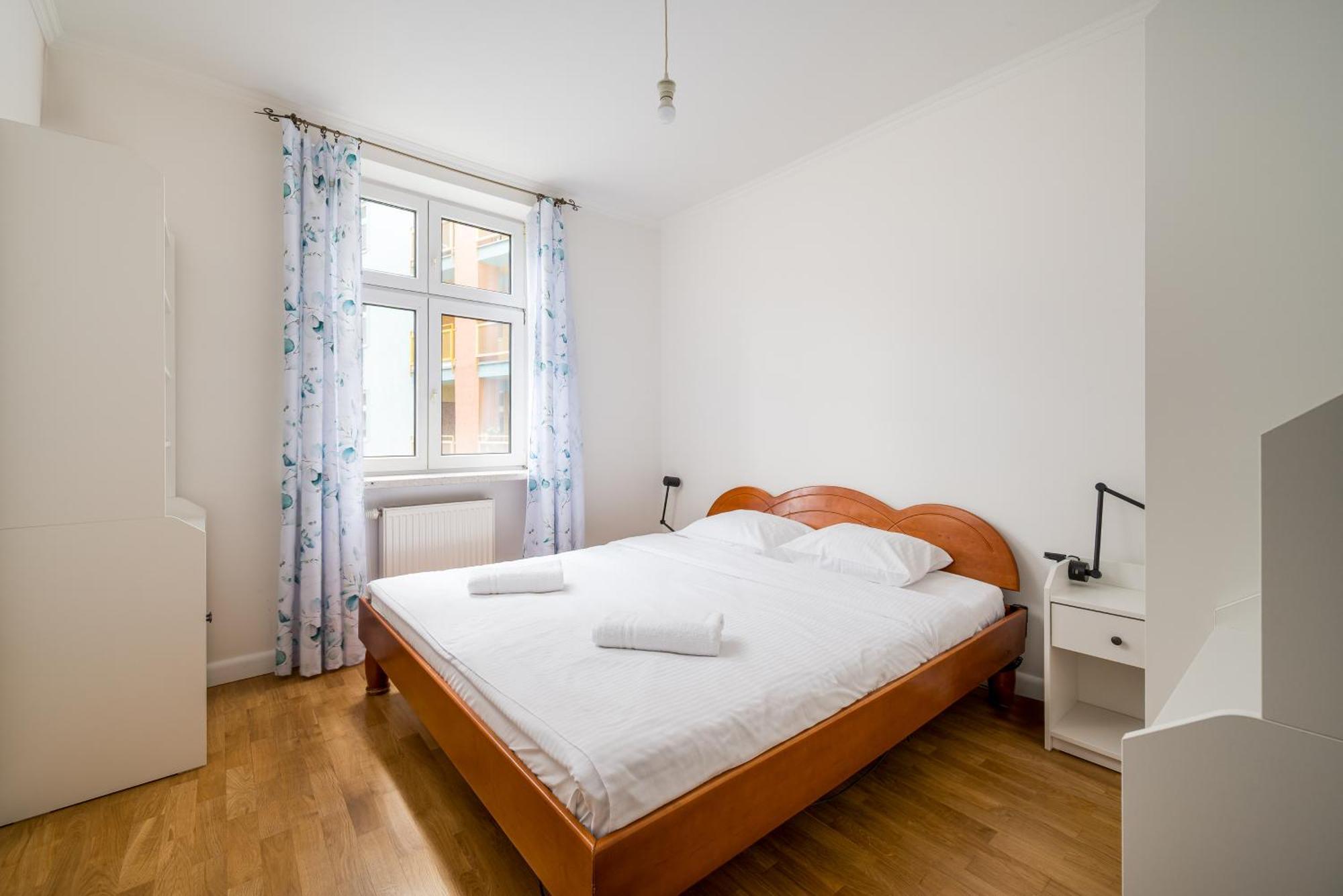 Apartment Zabkowska 2-bedroom